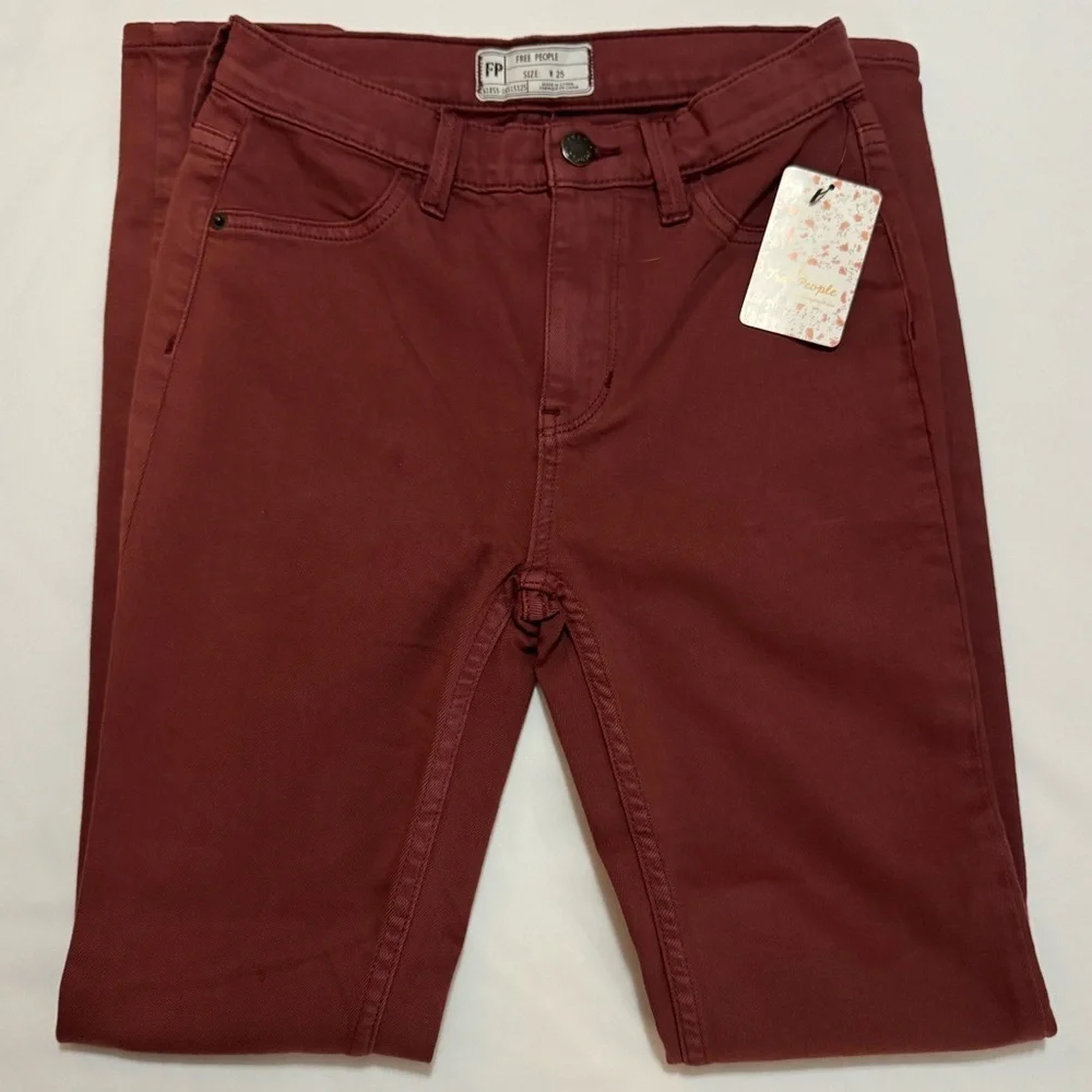 Free People Women's Skinny Jeans in Color Red Mocha Size 25 - Picture 3 of 5